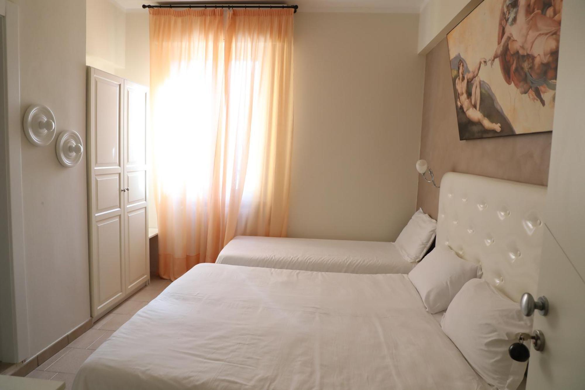 Hotel Central Giacomini サロ エクステリア 写真
