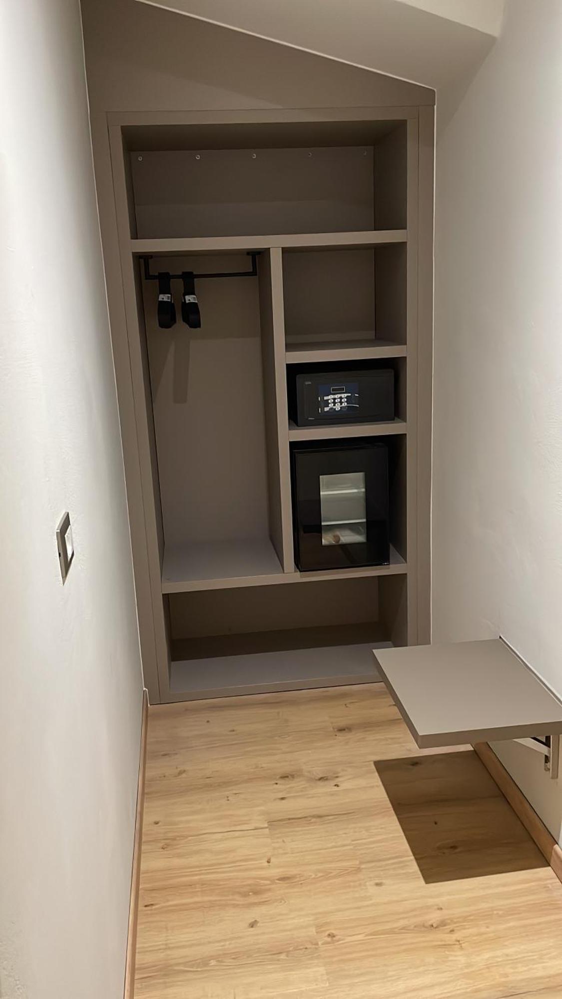 Hotel Central Giacomini サロ エクステリア 写真