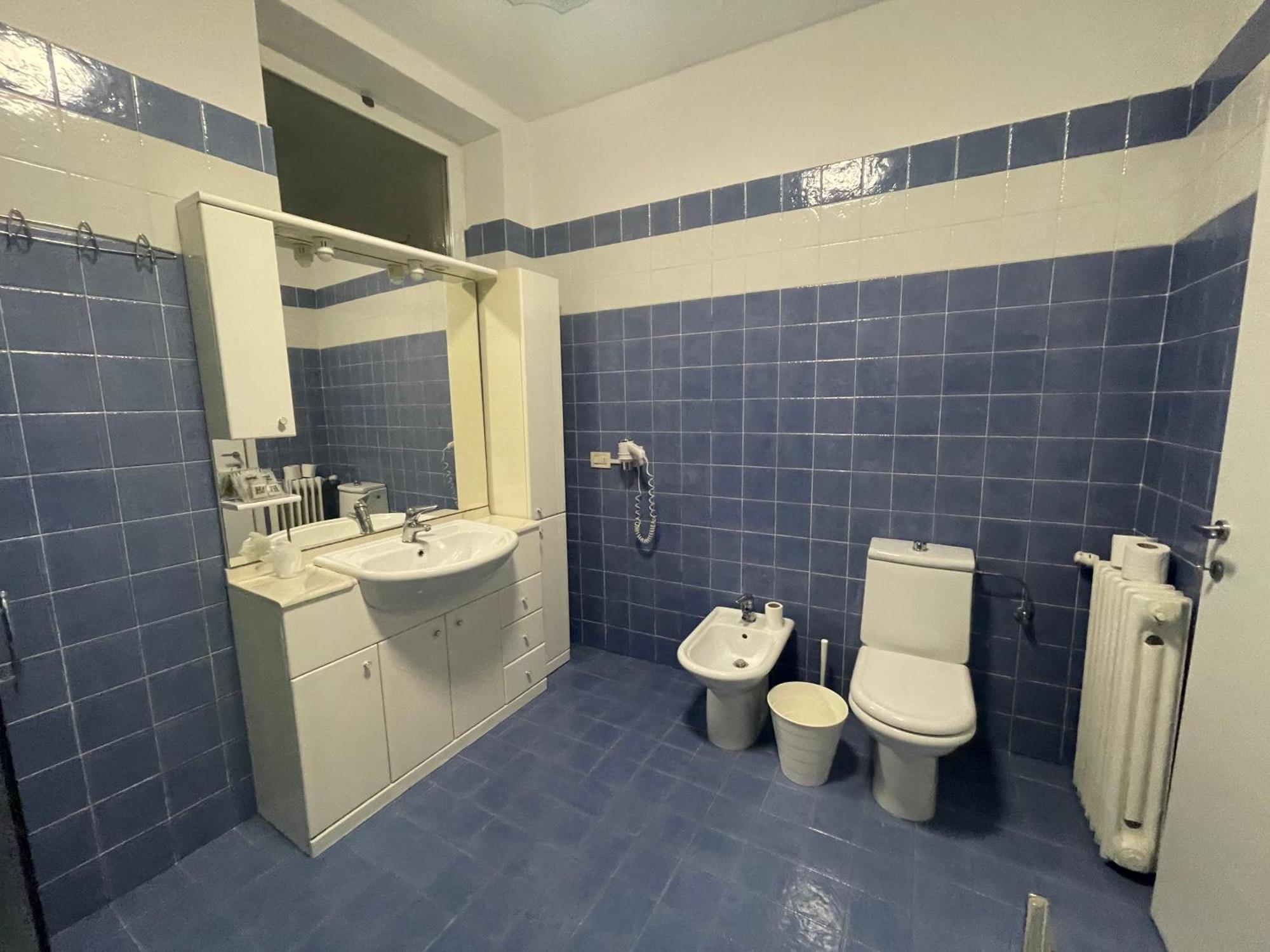 Hotel Central Giacomini サロ エクステリア 写真