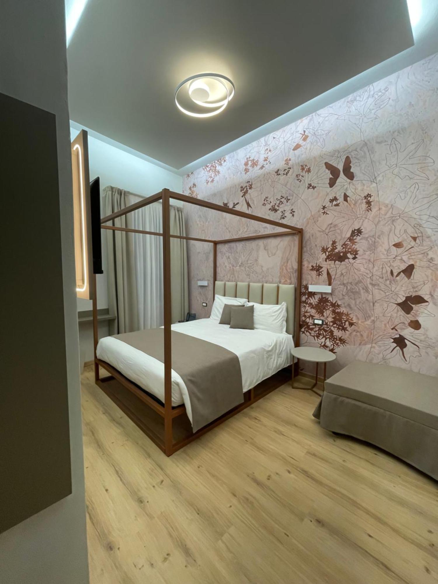 Hotel Central Giacomini サロ エクステリア 写真